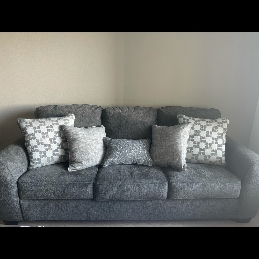 Throw pillow set